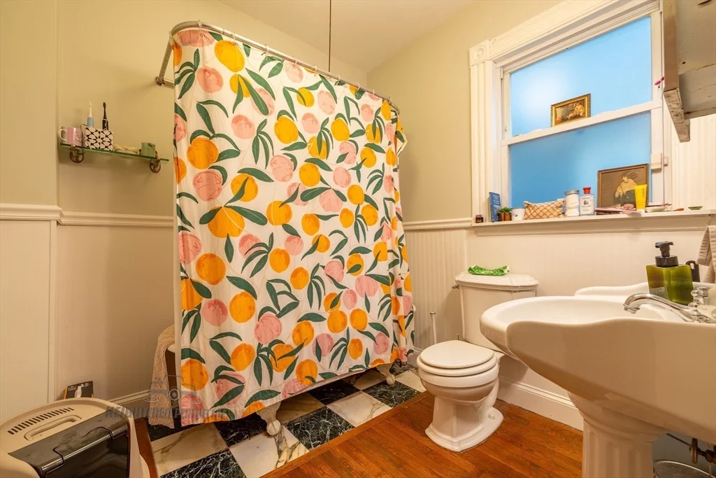 3 bed, 2 bath apartment for rent at 51 Waldeck St Unit 1, Dorchester — photo 19 of 33