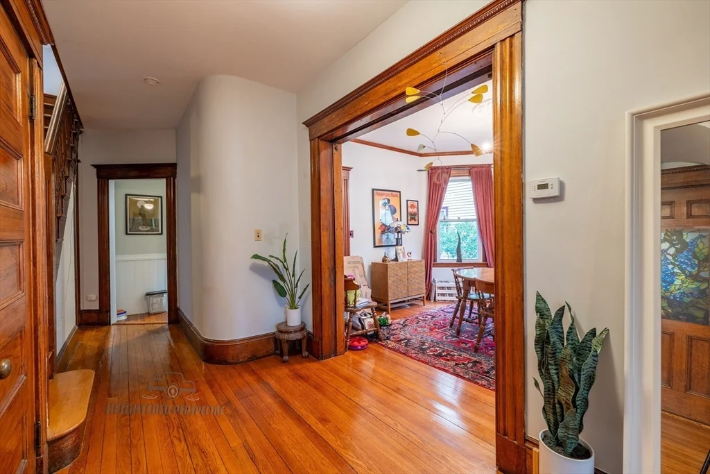 3 bed, 2 bath apartment for rent at 51 Waldeck St Unit 1, Dorchester — photo 10 of 33