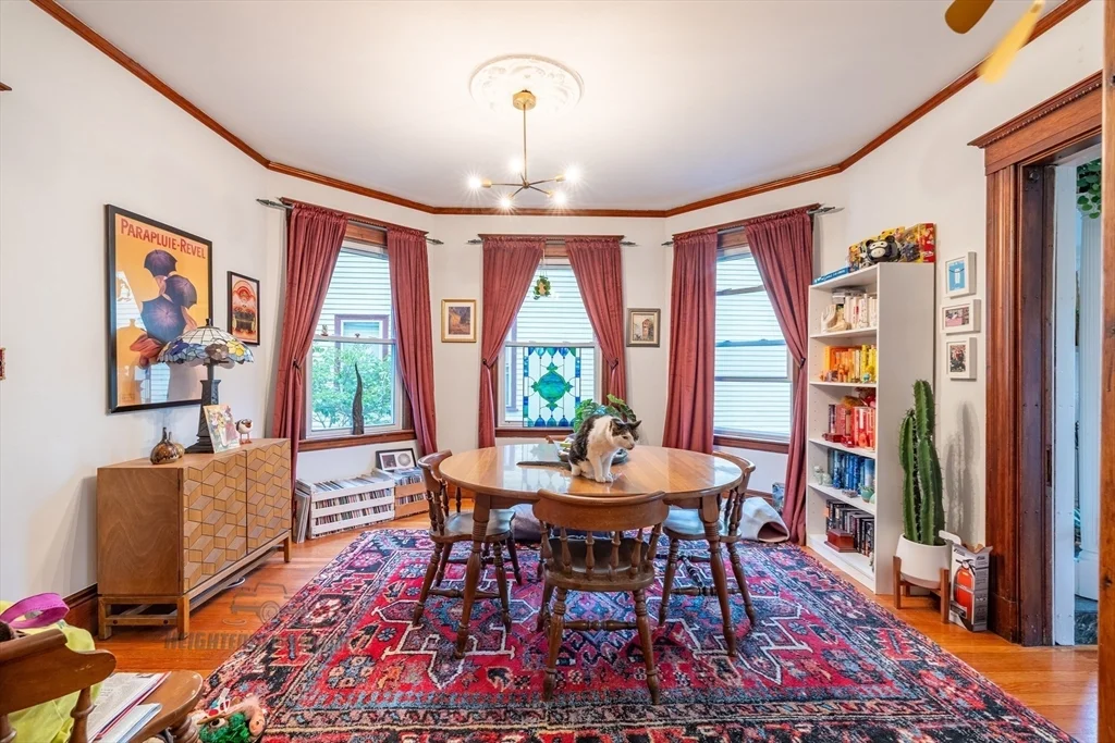 3 bed, 2 bath apartment for rent at 51 Waldeck St Unit 1, Dorchester — photo 8 of 33