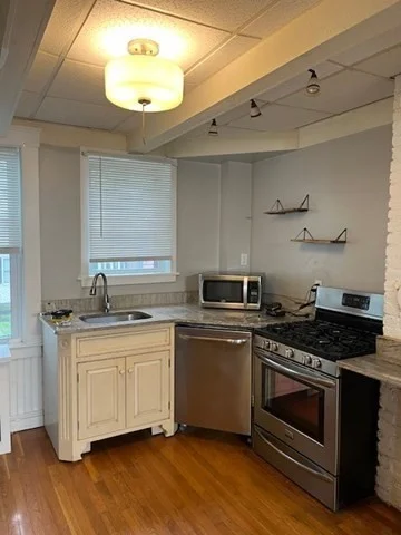 2 bed, 1 bath apartment for rent at 51 Washington St Unit 2, Ayer — photo 3 of 18