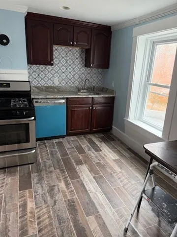 2 bed, 1 bath apartment for rent at 51 Washington St Unit 3, Ayer — photo 2 of 13