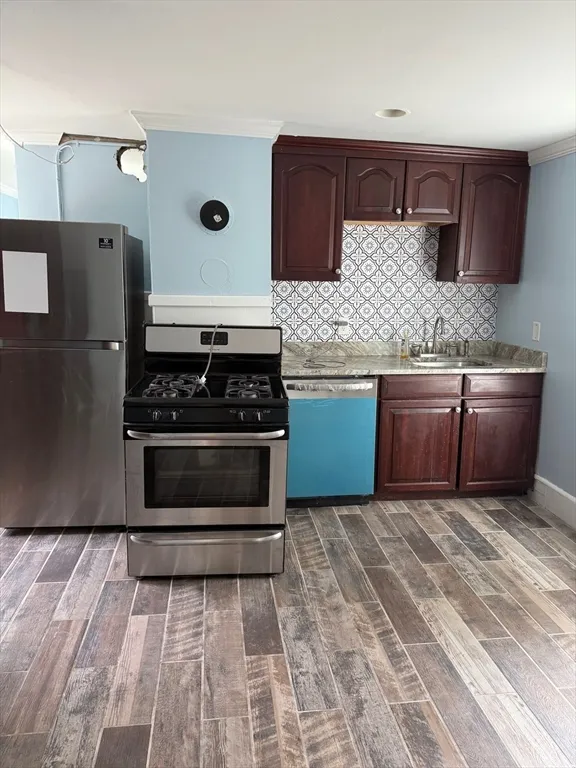 2 bed, 1 bath apartment for rent at 51 Washington St Unit 3, Ayer
