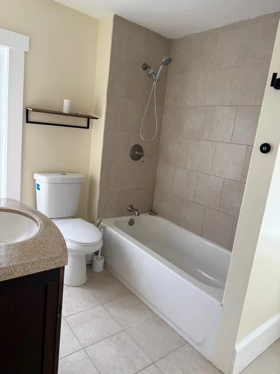 2 bed, 1 bath apartment for rent at 51 Washington St Unit 3, Ayer — photo 4 of 13