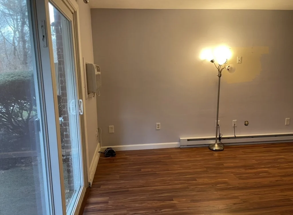 1 bed, 1 bath apartment for rent at 51 Will Dr Unit 130, Canton — photo 4 of 12