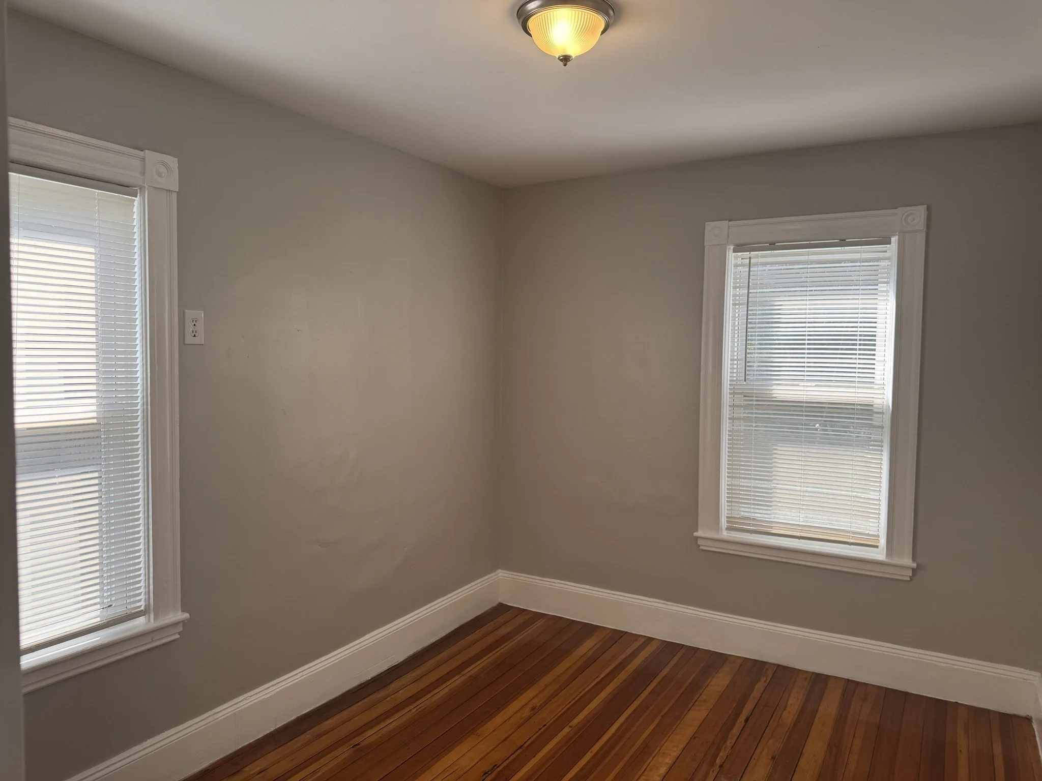 3 bed, 1 bath apartment for rent at 51 Withington Unit 2, Dorchester — photo 12 of 16