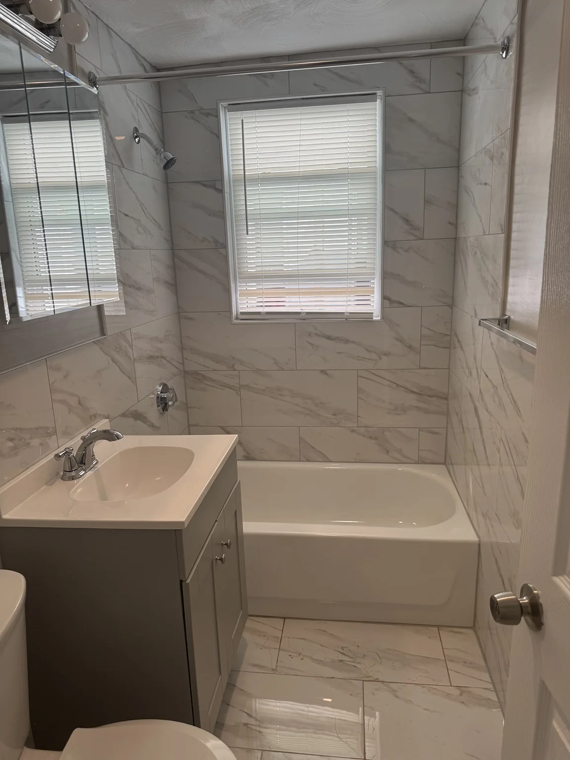3 bed, 1 bath apartment for rent at 51 Withington Unit 2, Dorchester — photo 6 of 16
