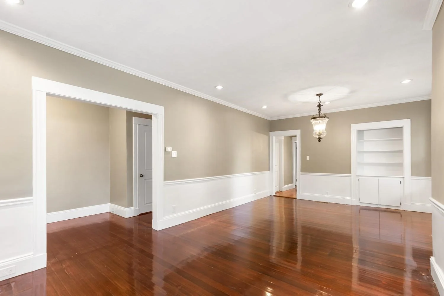 2 bed, 1 bath apartment for rent at 51 Wolcott Rd Unit 1, Chestnut Hill — photo 8 of 30