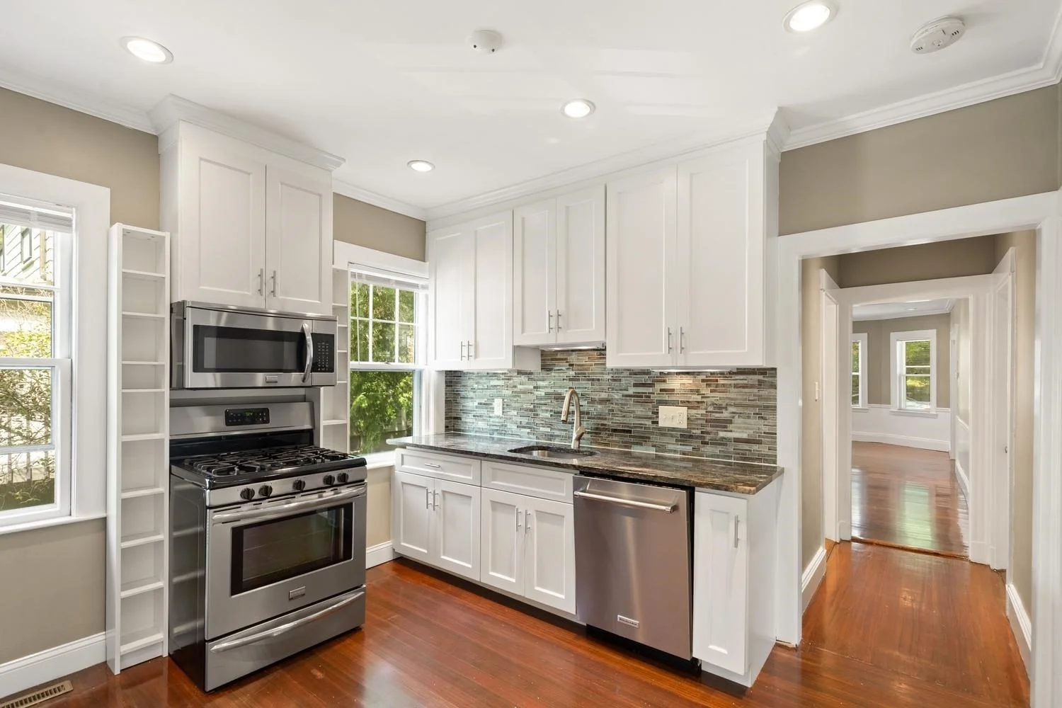 2 bed, 1 bath apartment for rent at 51 Wolcott Rd Unit 1, Chestnut Hill — photo 14 of 30