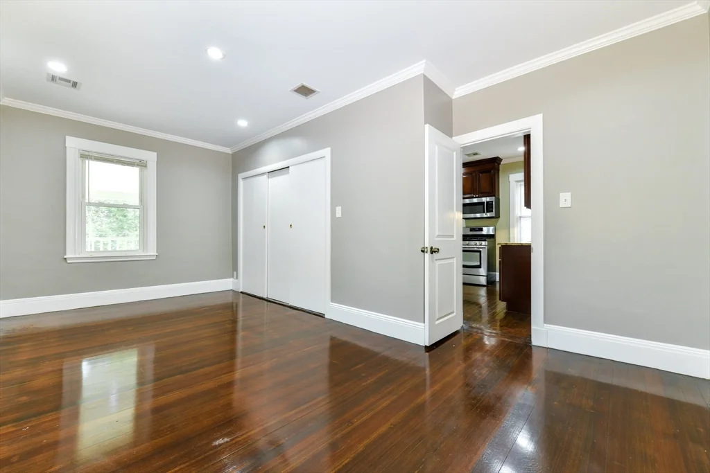 2 bed, 1 bath apartment for rent at 51 Wolcott Rd Unit 1, Chestnut Hill — photo 15 of 22