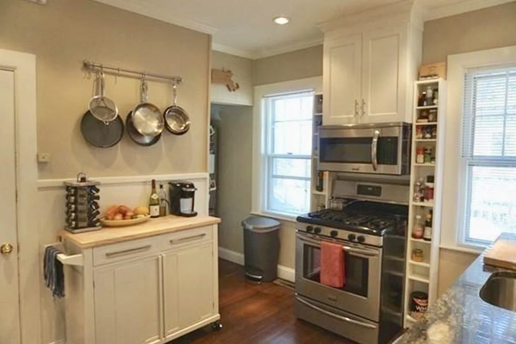 2 bed, 1 bath apartment for rent at 51 Wolcott Rd Unit 1, Chestnut Hill — photo 12 of 22