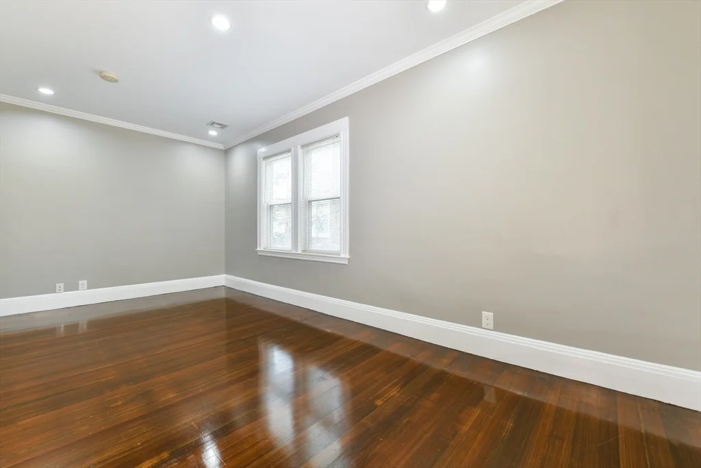 2 bed, 1 bath apartment for rent at 51 Wolcott Rd Unit 1, Chestnut Hill — photo 14 of 22
