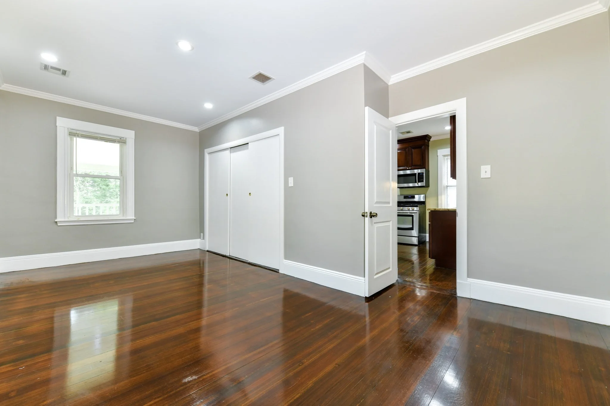 2 bed, 1 bath apartment for rent at 51 Wolcott Rd Unit 1, Chestnut Hill — photo 10 of 21