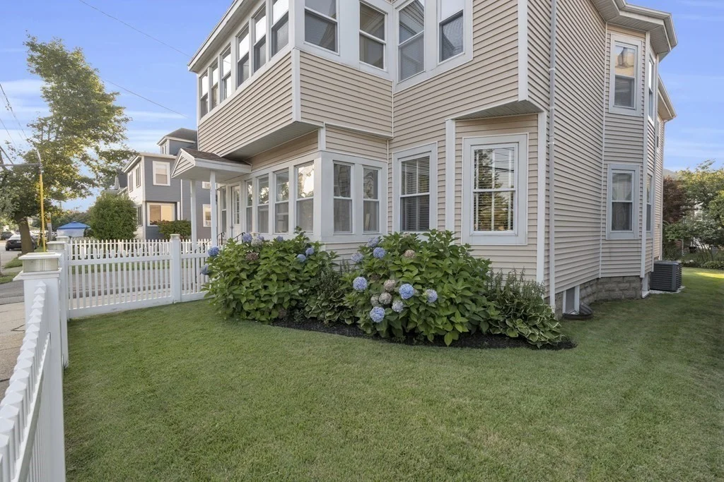 3 bed, 1 bath apartment for rent at 51 Yale St Unit 51, Tufts University — photo 17 of 18