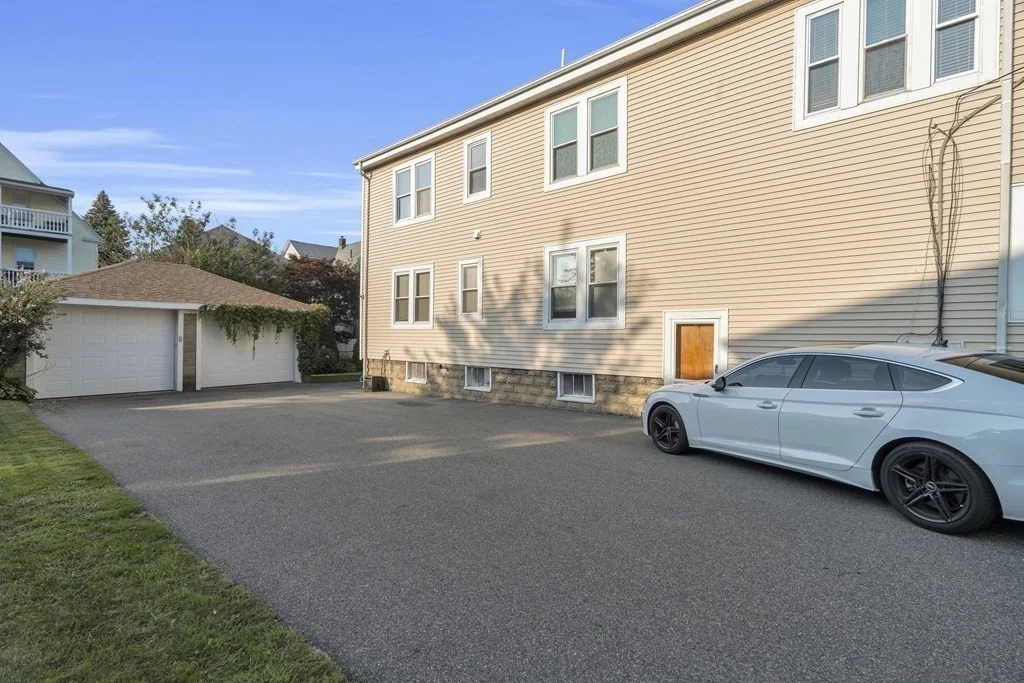 3 bed, 1 bath apartment for rent at 51 Yale St Unit 51, Tufts University — photo 16 of 18