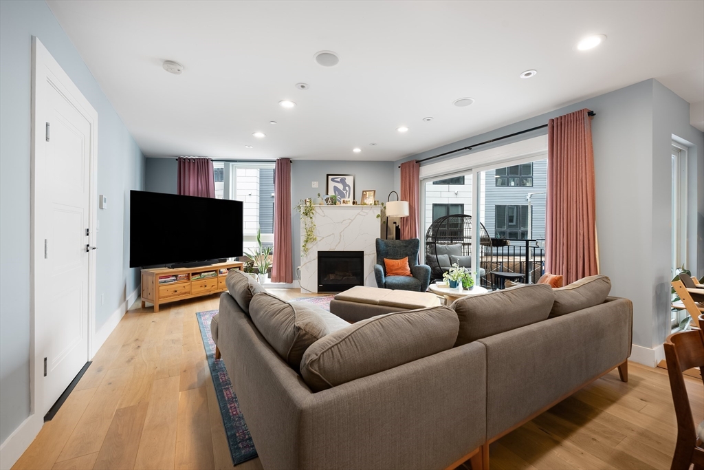 3 bed, 2 bath apartment for rent at 510 Dorchester Ave Unit 2R, South Boston — photo 14 of 34