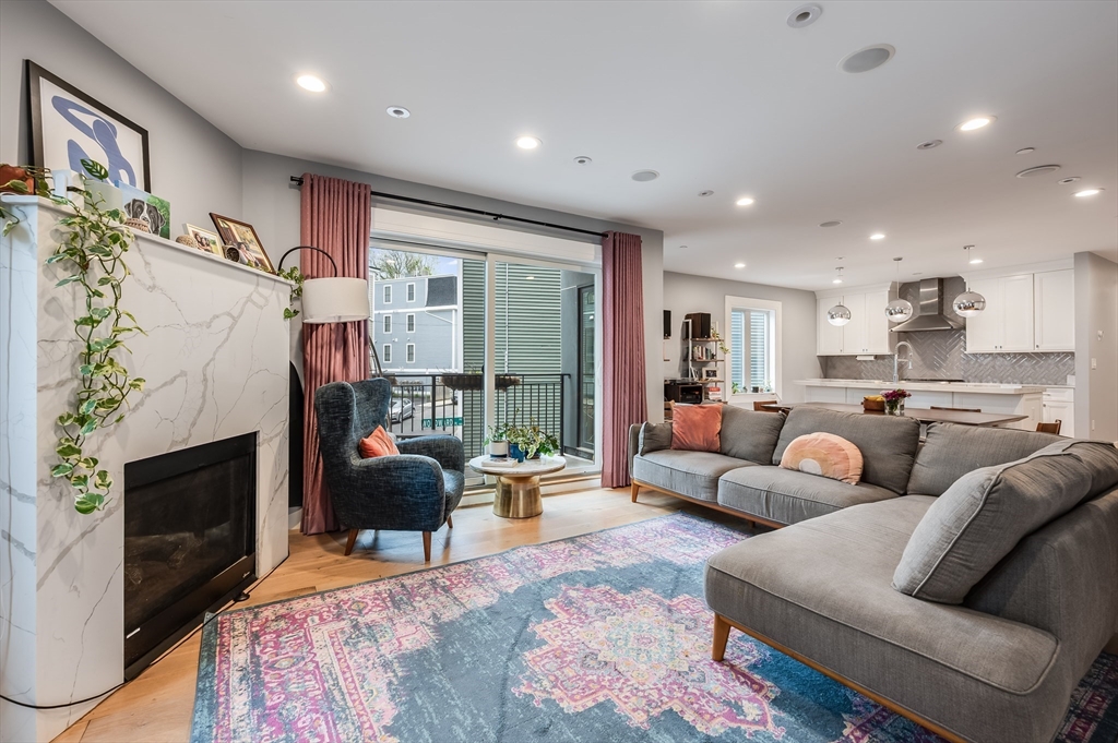 3 bed, 2 bath apartment for rent at 510 Dorchester Ave Unit 2R, South Boston — photo 8 of 34