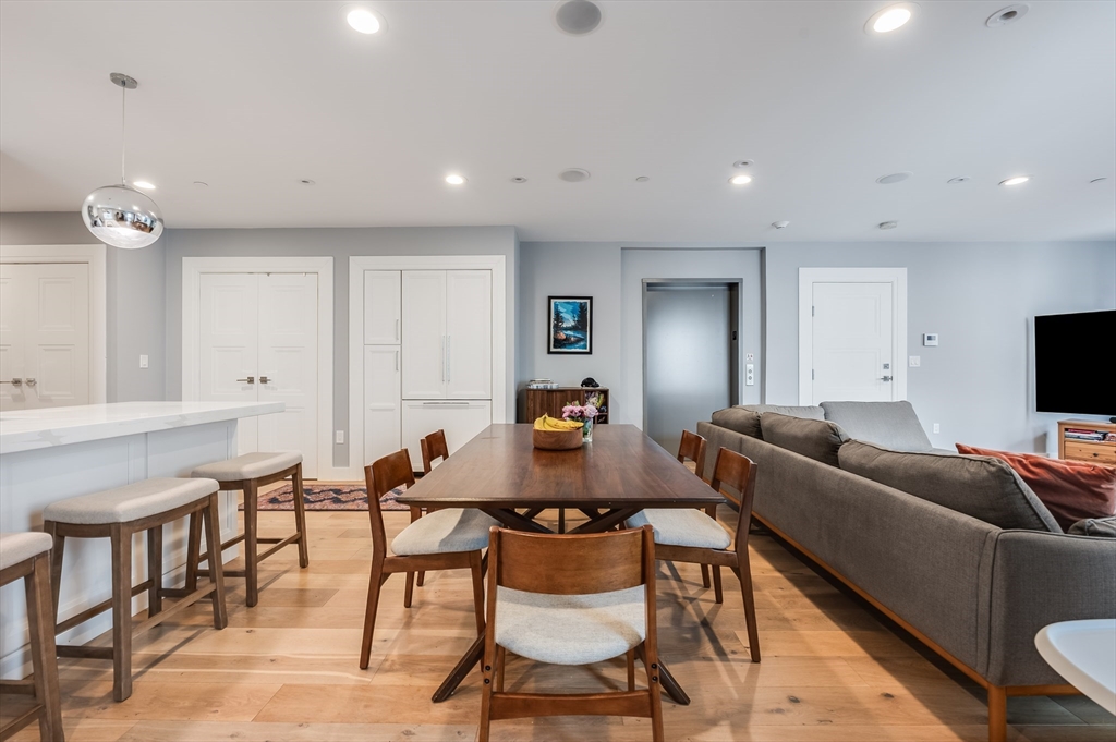 3 bed, 2 bath apartment for rent at 510 Dorchester Ave Unit 2R, South Boston — photo 5 of 34