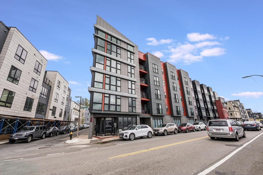 3 bed, 2 bath apartment for rent at 510 Dorchester Ave Unit 2R, South Boston — photo 33 of 34