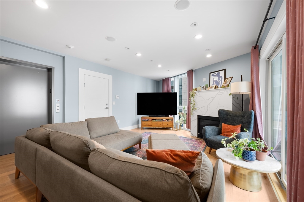 3 bed, 2 bath apartment for rent at 510 Dorchester Ave Unit 2R, South Boston — photo 15 of 34