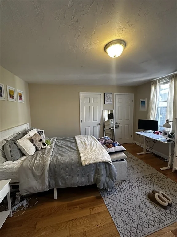 4 bed, 1 bath apartment for rent at 511 E Broadway Unit 2, South Boston — photo 15 of 21