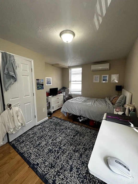 4 bed, 1 bath apartment for rent at 511 E Broadway Unit 2, South Boston — photo 10 of 21