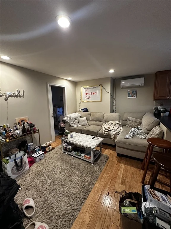 4 bed, 1 bath apartment for rent at 511 E Broadway Unit 2, South Boston — photo 5 of 21