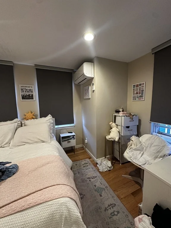 4 bed, 1 bath apartment for rent at 511 E Broadway Unit 2, South Boston — photo 7 of 21