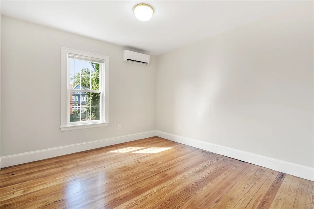 3 bed, 1 bath apartment for rent at 511 Geneva Ave Unit 2, Dorchester — photo 4 of 16