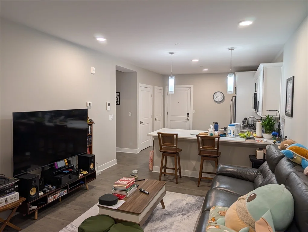1 bed, 1 bath apartment for rent at 511 Hancock St Unit 508, Quincy — photo 3 of 11