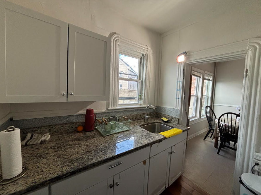3 bed, 1 bath apartment for rent at 511 Medford St Unit 1, Magoun Square — photo 5 of 16