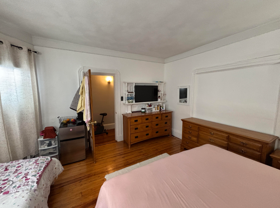 3 bed, 1 bath apartment for rent at 511 Medford St Unit 1, Magoun Square — photo 10 of 16