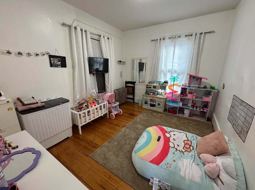3 bed, 1 bath apartment for rent at 511 Medford St Unit 1, Magoun Square — photo 11 of 16