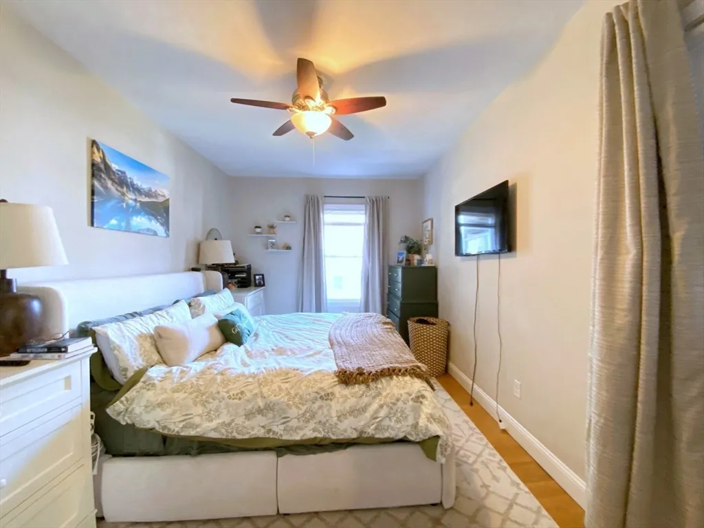 1 bed, 2 bath apartment for rent at 512 East 3rd St Unit 1, South Boston — photo 8 of 12