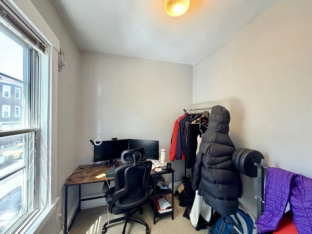 2 bed, 1 bath apartment for rent at 512 East 3rd St Unit 2, South Boston — photo 6 of 6