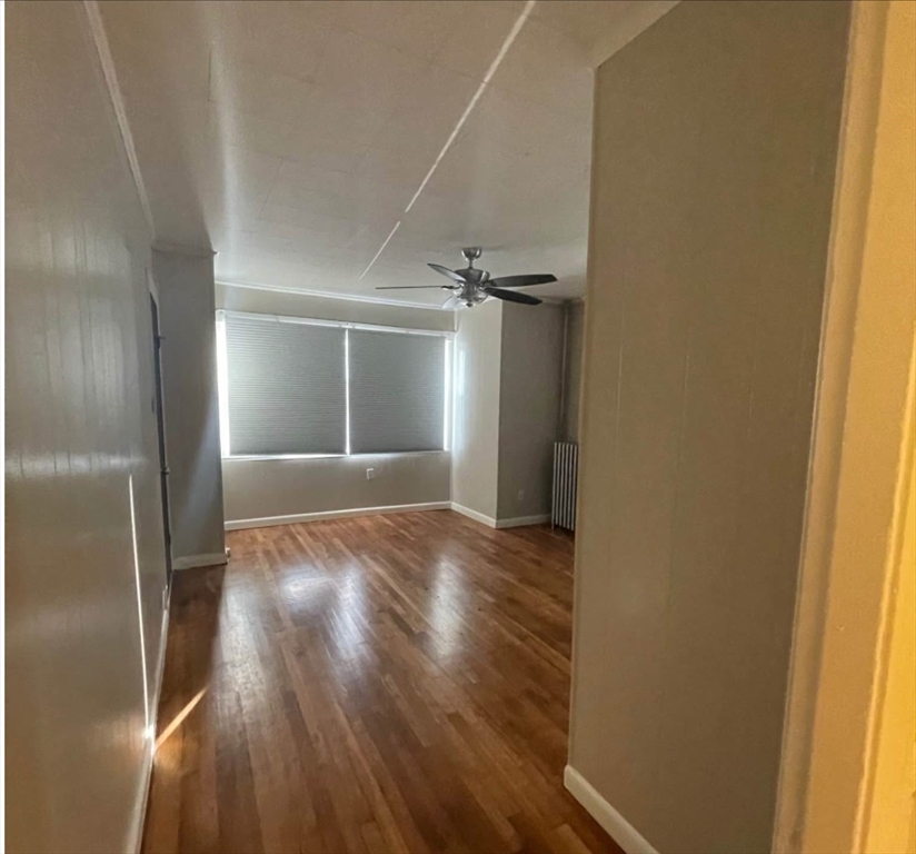 2 bed, 1 bath apartment for rent at 512 Pine St Unit 1 West, Fall River — photo 2 of 21