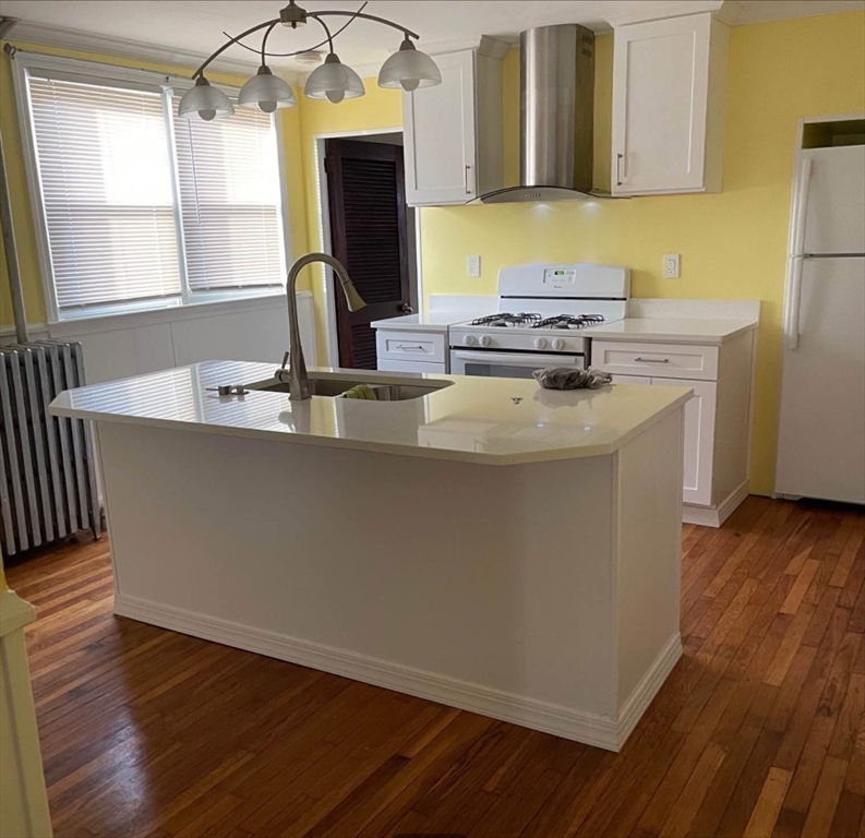 2 bed, 1 bath apartment for rent at 512 Pine St Unit 1 West, Fall River — photo 9 of 21