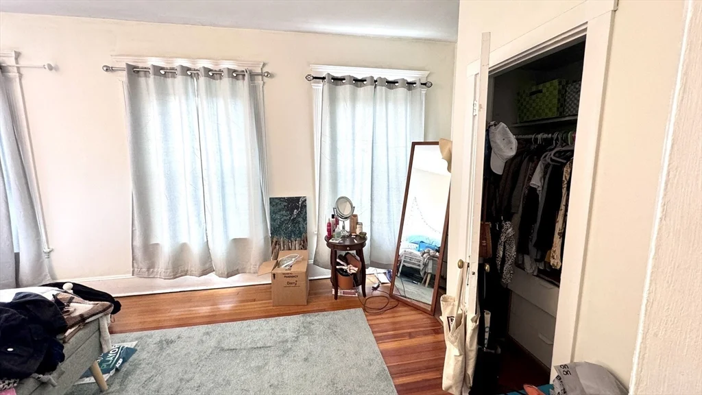 1 bed, 1 bath apartment for rent at 514 Harvard St Unit 3A, North Brookline — photo 4 of 9