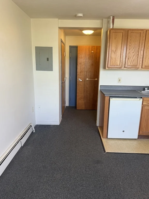 1 bed, 1 bath apartment for rent at 514 South St Unit 3, Quincy — photo 5 of 7