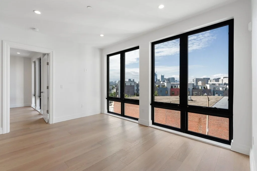 2 bed, 2 bath apartment for rent at 515-519 East 2nd Unit 201, South Boston — photo 13 of 28