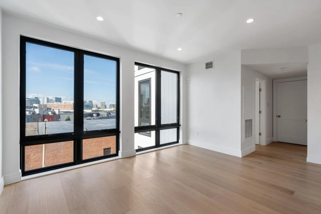 2 bed, 2 bath apartment for rent at 515-519 East 2nd Unit 201, South Boston — photo 7 of 28