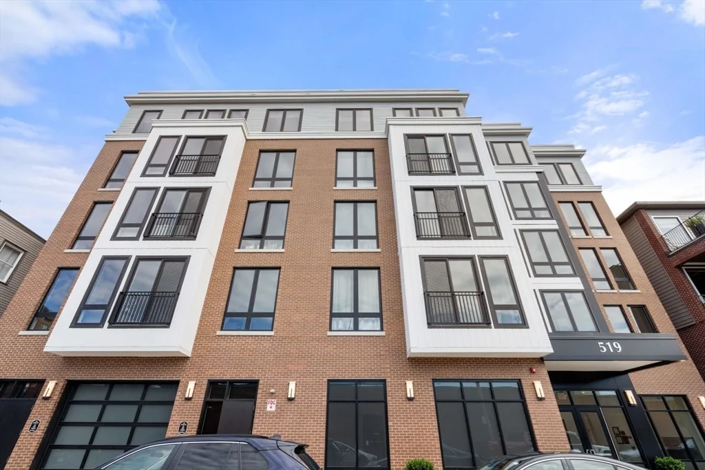 2 bed, 2 bath apartment for rent at 515-519 East 2nd Unit 201, South Boston — photo 20 of 28
