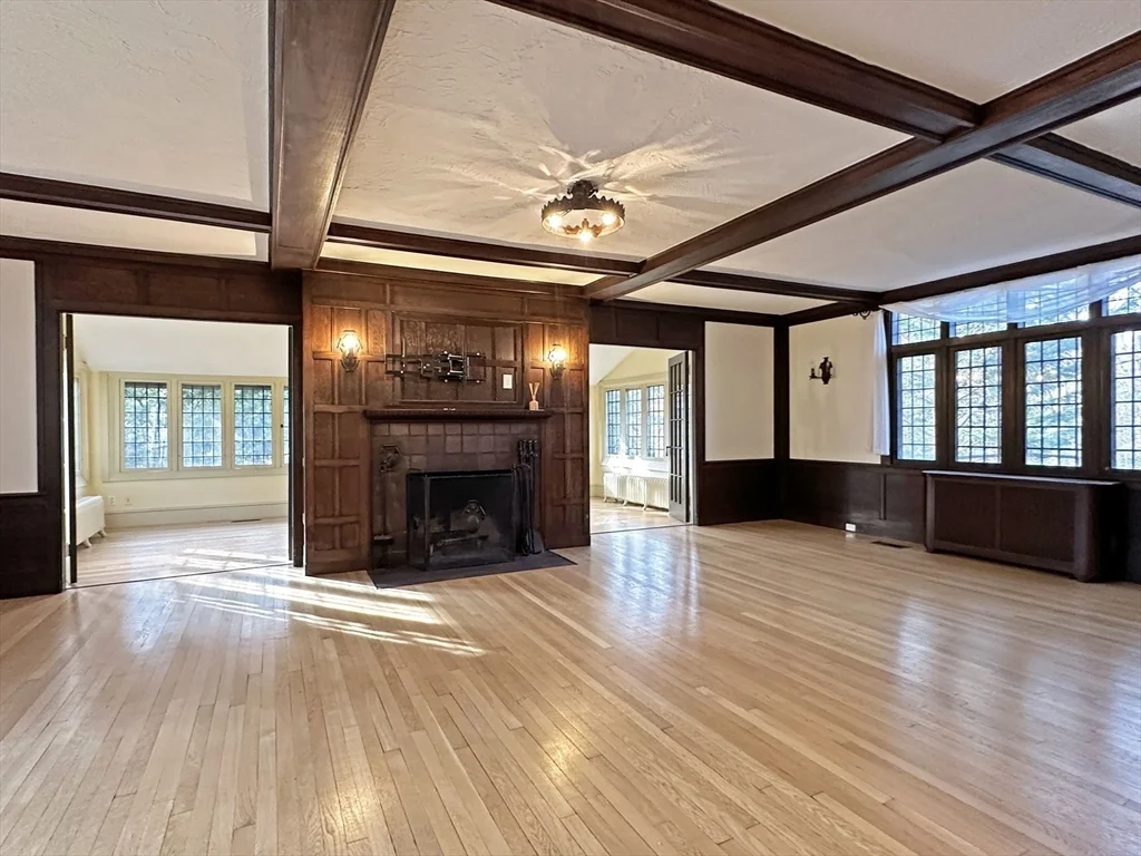 5 bed, 4+ bath apartment for rent at 515 Beacon St, Chestnut Hill — photo 15 of 31