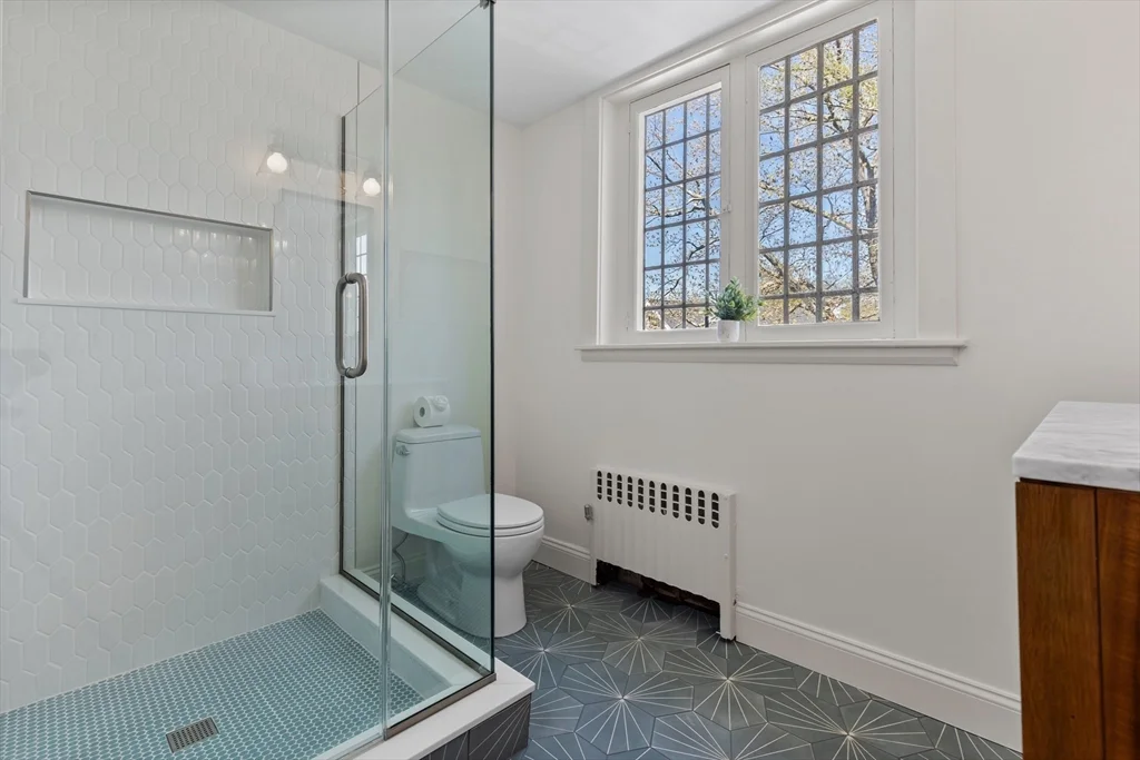 5 bed, 4+ bath apartment for rent at 515 Beacon St, Chestnut Hill — photo 22 of 31