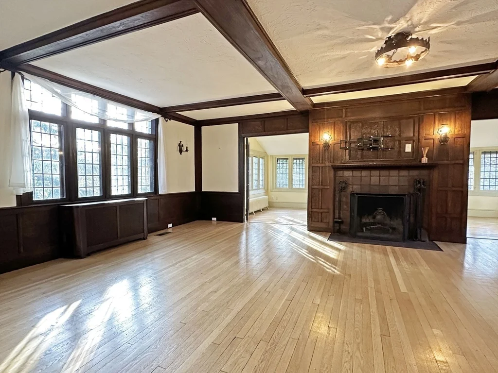 5 bed, 4+ bath apartment for rent at 515 Beacon St, Chestnut Hill — photo 14 of 31