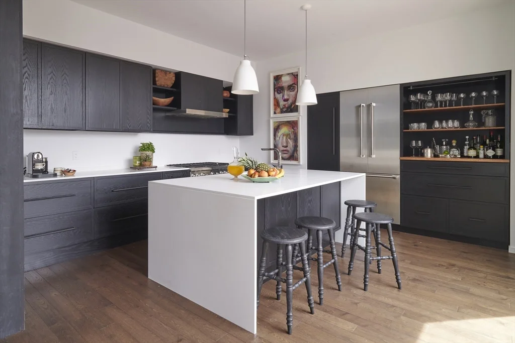 2 bed, 2 bath apartment for rent at 515 East 1st St Unit 8, South Boston