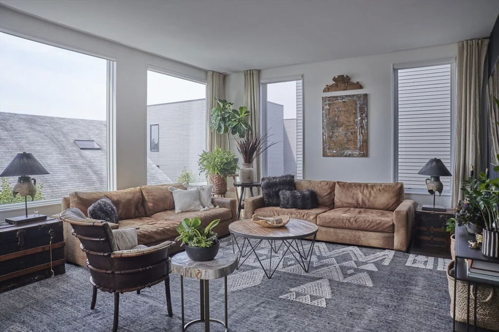 2 bed, 2 bath apartment for rent at 515 East 1st St Unit 8, South Boston — photo 9 of 20
