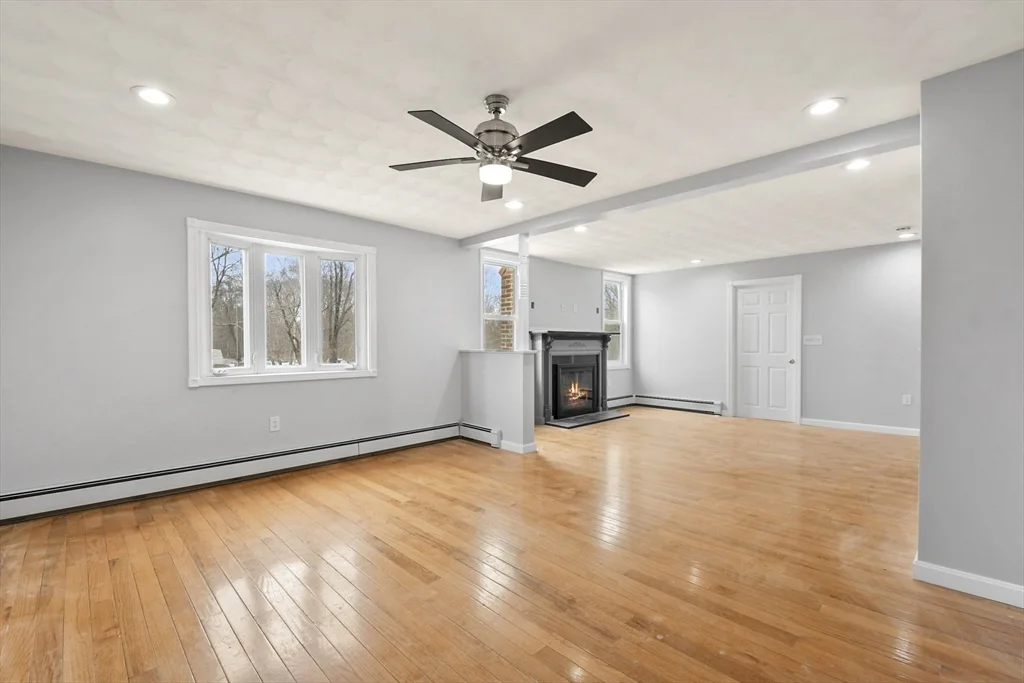 3 bed, 2 bath apartment for rent at 515 Winthrop St Unit 1, Rehoboth — photo 10 of 21