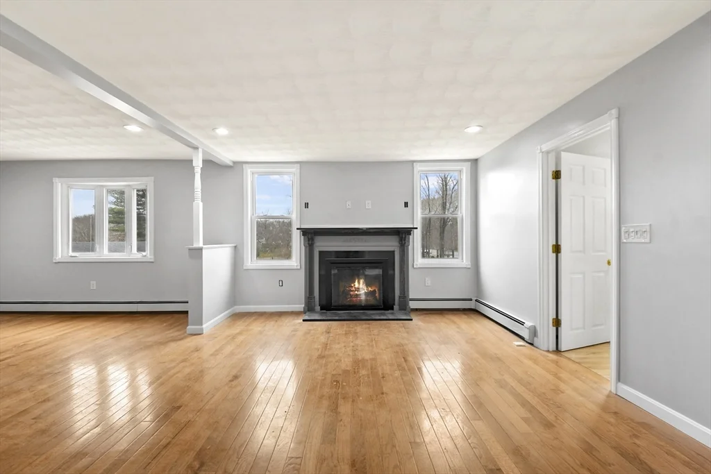 3 bed, 2 bath apartment for rent at 515 Winthrop St Unit 1, Rehoboth — photo 5 of 21