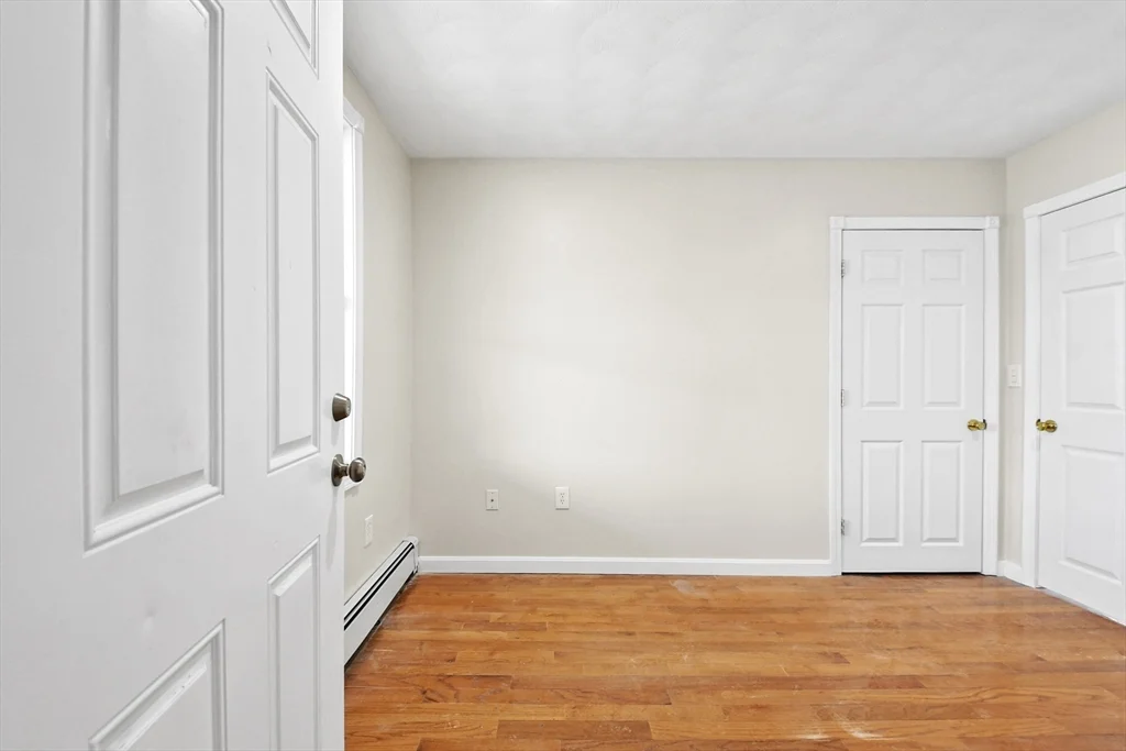 3 bed, 2 bath apartment for rent at 515 Winthrop St Unit 1, Rehoboth — photo 2 of 21