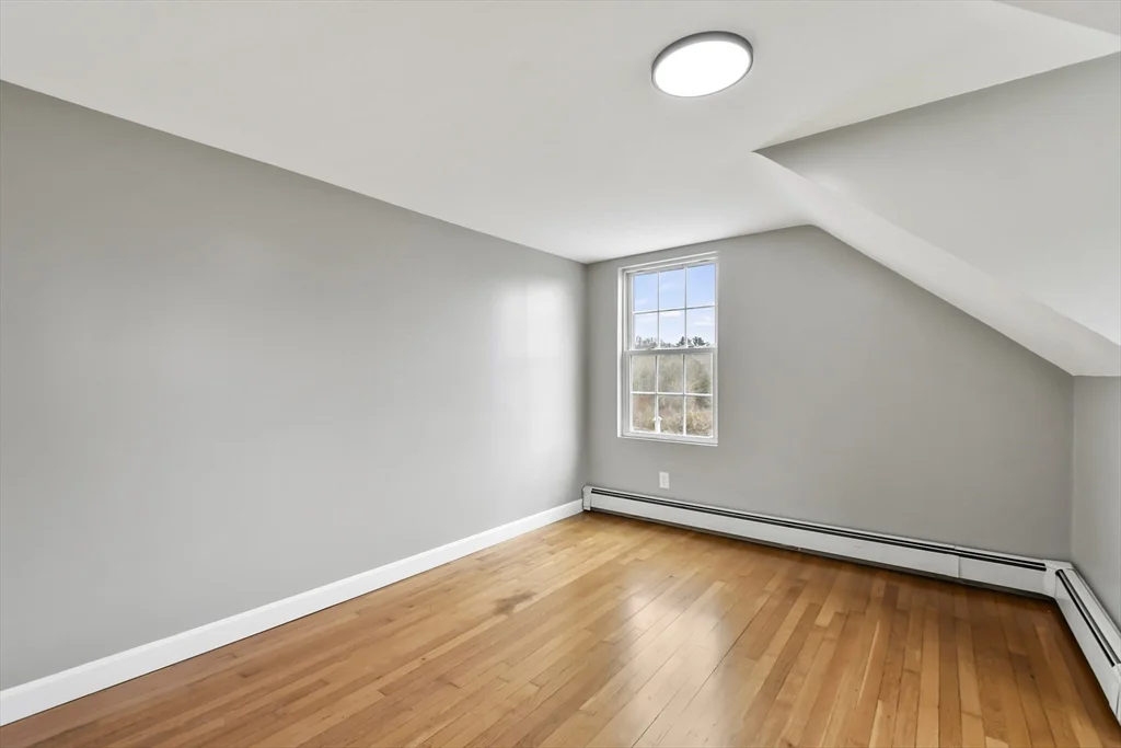 3 bed, 1 bath apartment for rent at 515 Winthrop St Unit 2, Rehoboth — photo 6 of 12